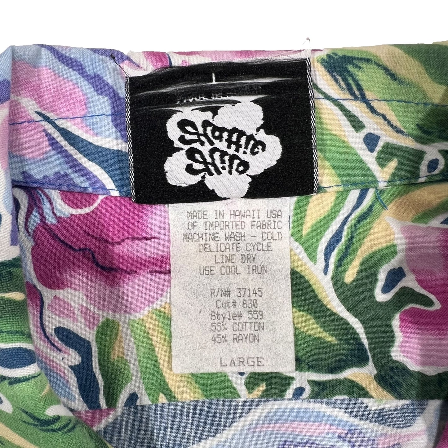 Original HAWAIIAN shirt, PURPLE, HILO HATTIE, made in HAWAII, LARGE