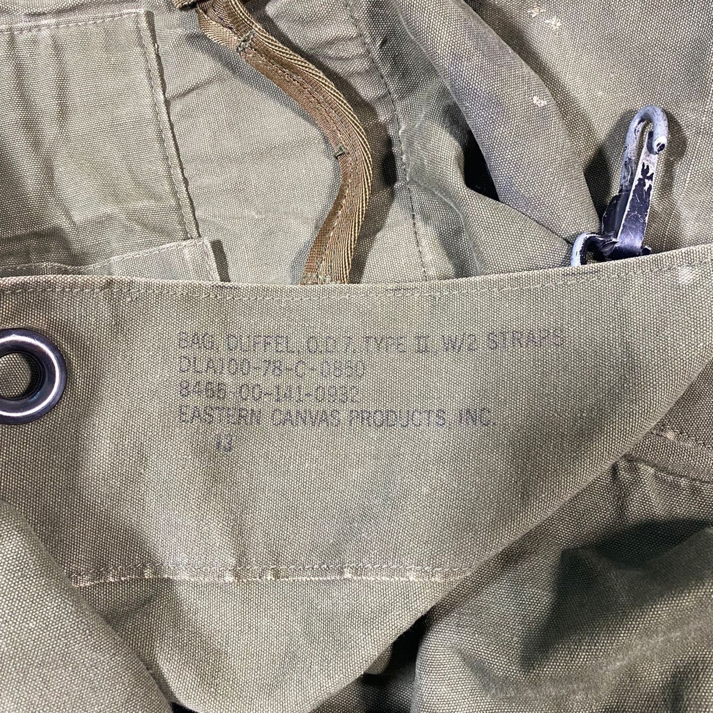 US Vietnam War Canvas Duffel bag, type 2, with straps - lodní pytel