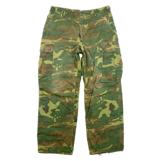 US ERDL, Green Dominant (Lowland) Camouflage Pattern Trousers, size MR (1)